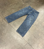 569 Levi Jeans