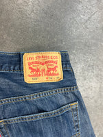 569 Levi Jeans